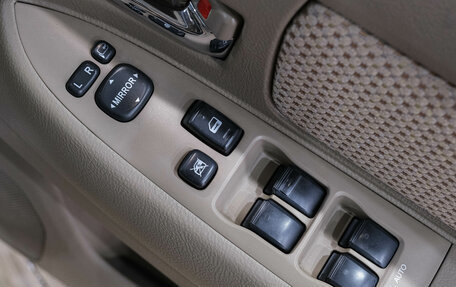Toyota Raum II, 2010 год, 859 000 рублей, 24 фотография