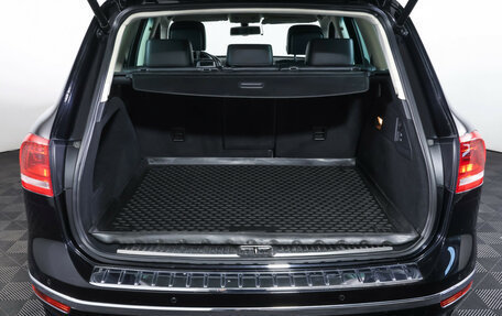 Volkswagen Touareg III, 2016 год, 2 960 000 рублей, 10 фотография