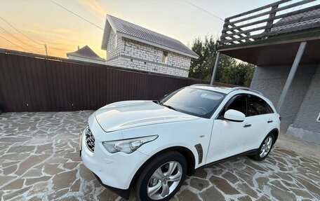 Infiniti FX II, 2010 год, 1 500 000 рублей, 1 фотография