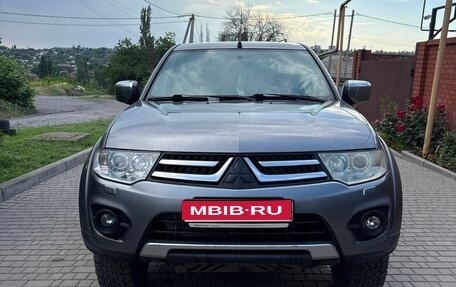 Mitsubishi L200 IV рестайлинг, 2014 год, 1 590 000 рублей, 1 фотография