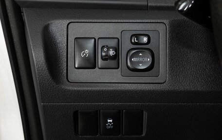 Toyota Verso I, 2014 год, 1 198 000 рублей, 11 фотография