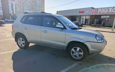 Hyundai Tucson III, 2007 год, 740 000 рублей, 3 фотография