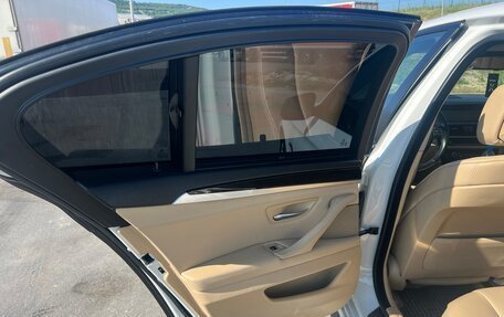 BMW 5 серия, 2011 год, 1 850 000 рублей, 13 фотография