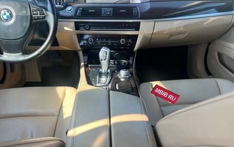 BMW 5 серия, 2011 год, 1 850 000 рублей, 15 фотография