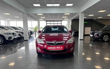 Opel Astra J, 2011 год, 645 000 рублей, 3 фотография