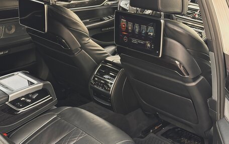 BMW 7 серия, 2016 год, 3 700 000 рублей, 11 фотография