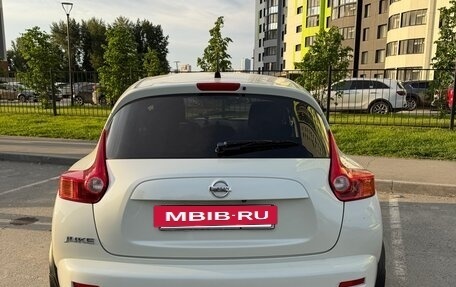 Nissan Juke II, 2011 год, 945 000 рублей, 4 фотография