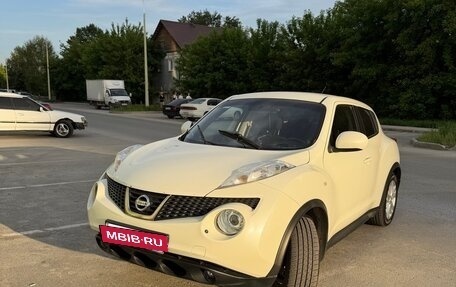 Nissan Juke II, 2011 год, 945 000 рублей, 7 фотография