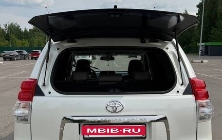 Toyota Land Cruiser Prado 150 рестайлинг 2, 2012 год, 3 500 000 рублей, 7 фотография