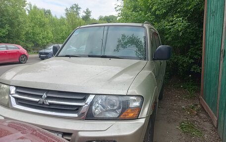 Mitsubishi Montero III, 2000 год, 450 000 рублей, 2 фотография