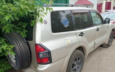 Mitsubishi Montero III, 2000 год, 450 000 рублей, 4 фотография