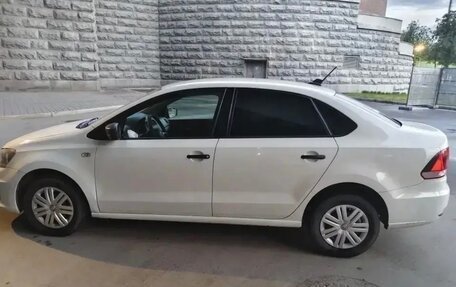 Volkswagen Polo VI (EU Market), 2017 год, 1 087 900 рублей, 3 фотография