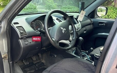 Mitsubishi L200 IV рестайлинг, 2014 год, 1 590 000 рублей, 8 фотография