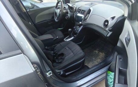 Chevrolet Aveo III, 2013 год, 695 500 рублей, 7 фотография