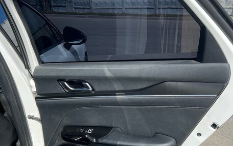 KIA K5, 2021 год, 1 700 000 рублей, 24 фотография