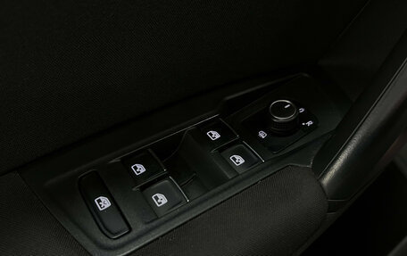 Volkswagen Tiguan II, 2017 год, 1 890 000 рублей, 8 фотография