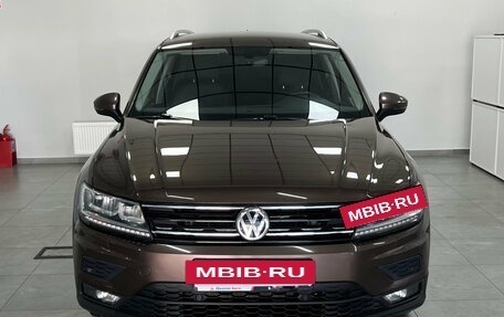 Volkswagen Tiguan II, 2017 год, 1 890 000 рублей, 2 фотография