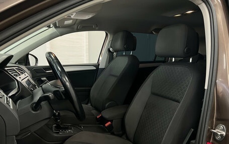 Volkswagen Tiguan II, 2017 год, 1 890 000 рублей, 17 фотография