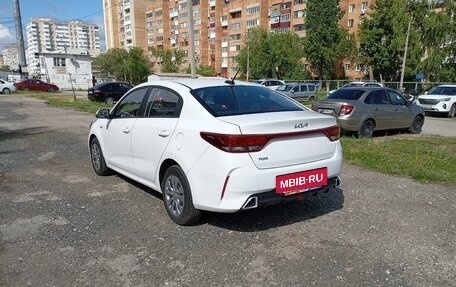 KIA Rio IV, 2021 год, 1 779 000 рублей, 4 фотография