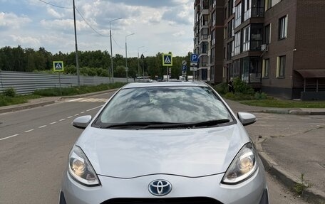 Toyota Aqua I, 2018 год, 980 000 рублей, 3 фотография