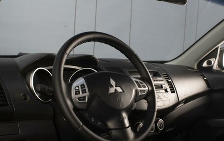 Mitsubishi Outlander III рестайлинг 3, 2007 год, 990 000 рублей, 12 фотография