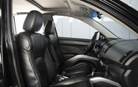 Mitsubishi Outlander III рестайлинг 3, 2007 год, 990 000 рублей, 7 фотография