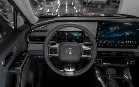 Toyota RAV4, 2026 год, 4 150 000 рублей, 11 фотография