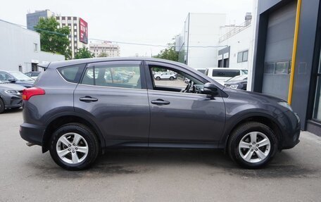 Toyota RAV4, 2013 год, 1 830 000 рублей, 4 фотография