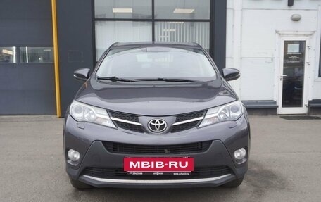 Toyota RAV4, 2013 год, 1 830 000 рублей, 2 фотография