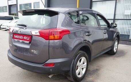 Toyota RAV4, 2013 год, 1 830 000 рублей, 5 фотография