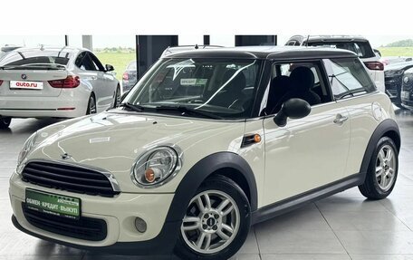 MINI Hatch, 2011 год, 849 000 рублей, 2 фотография