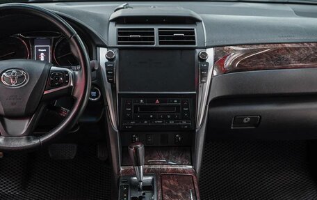 Toyota Camry, 2015 год, 1 600 000 рублей, 6 фотография
