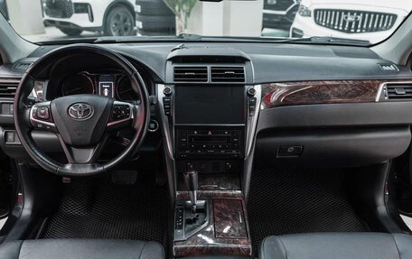 Toyota Camry, 2015 год, 1 600 000 рублей, 7 фотография