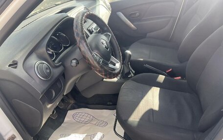 Renault Logan II, 2019 год, 550 000 рублей, 8 фотография