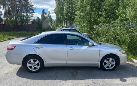 Toyota Camry, 2011 год, 1 850 000 рублей, 6 фотография