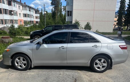 Toyota Camry, 2011 год, 1 850 000 рублей, 4 фотография