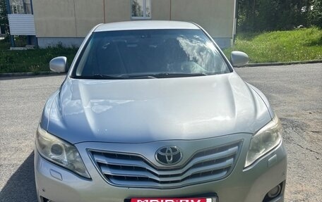 Toyota Camry, 2011 год, 1 850 000 рублей, 5 фотография