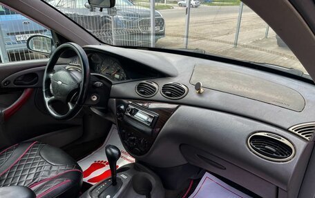 Ford Focus IV, 2001 год, 229 000 рублей, 15 фотография