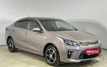 KIA Rio IV, 2018 год, 1 300 000 рублей, 4 фотография