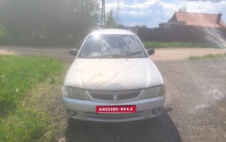 Nissan Wingroad III, 2000 год, 119 900 рублей, 1 фотография