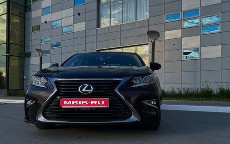 Lexus ES VII, 2015 год, 2 000 000 рублей, 1 фотография