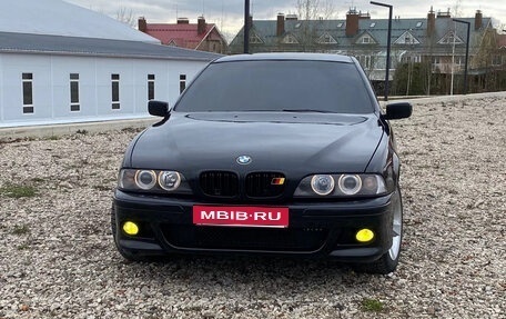 BMW 5 серия, 2001 год, 550 000 рублей, 1 фотография