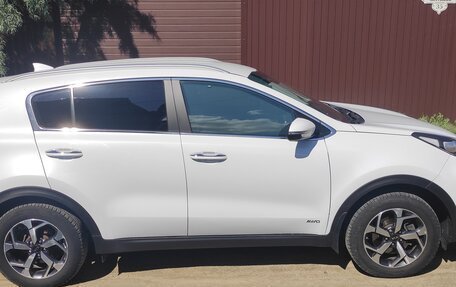 KIA Sportage IV рестайлинг, 2019 год, 2 400 000 рублей, 5 фотография