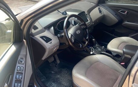 Hyundai ix35 I рестайлинг, 2013 год, 1 300 000 рублей, 10 фотография