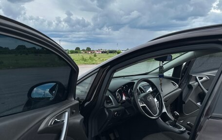 Opel Astra J, 2012 год, 670 000 рублей, 7 фотография