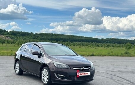 Opel Astra J, 2012 год, 670 000 рублей, 10 фотография
