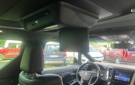 Toyota Alphard III, 2019 год, 4 800 000 рублей, 16 фотография