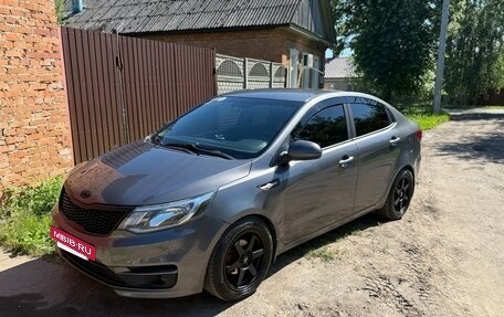 KIA Rio III рестайлинг, 2016 год, 950 000 рублей, 3 фотография
