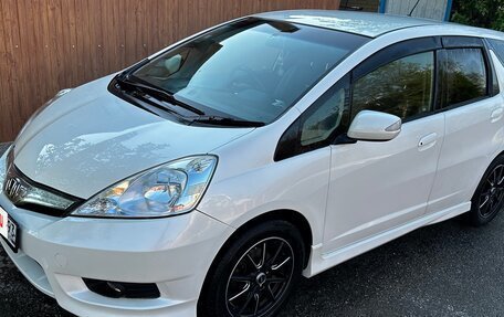 Honda Fit Shuttle I рестайлинг, 2012 год, 985 000 рублей, 13 фотография