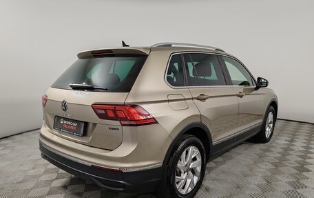 Volkswagen Tiguan II, 2021 год, 3 199 000 рублей, 5 фотография